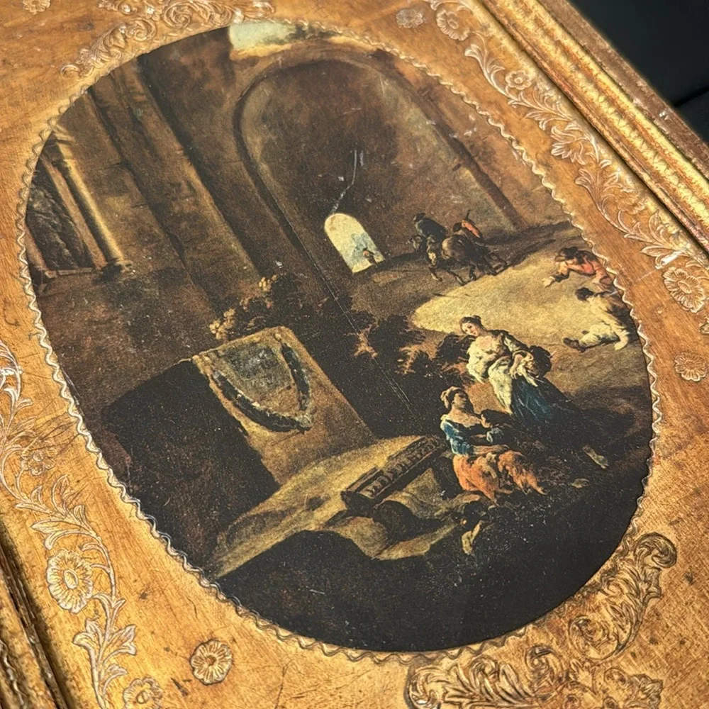 Set off 2/ Vintage Italian Florentina Gilt Gold  Wood Artwork